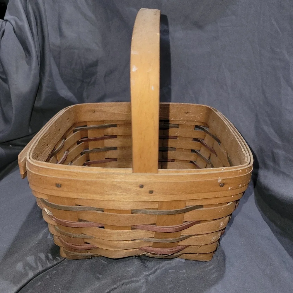 1991 Longaberger Imagine the Possibilities Bee Basket, Multi-color Weave, Easter